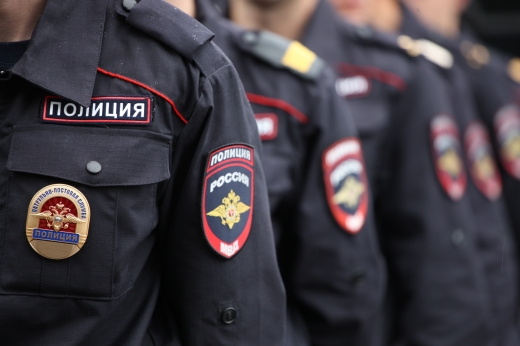 В Воронеже полицейские задержали подозреваемого в открытом хищении имущества у подростка