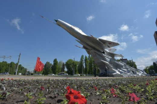 Самолёты-памятники в Воронеже: где находятся и чем знамениты