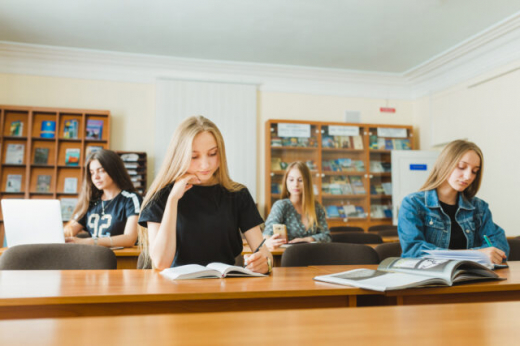 «Можно заметно повысить уровень знаний детей»: воронежские преподаватели – о бесшовной системе образования