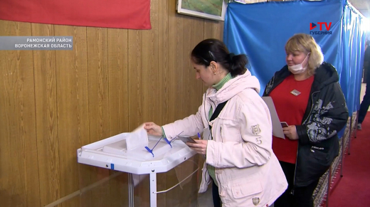 Международные наблюдатели высоко оценили организацию референдума для вынужденных переселенцев в Воронежской области