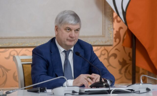 Воронежский губернатор продолжает укреплять позиции в Национальном рейтинге глав регионов РФ