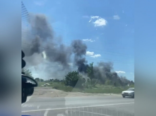 В промзоне на левом берегу Воронежа вспыхнул пожар