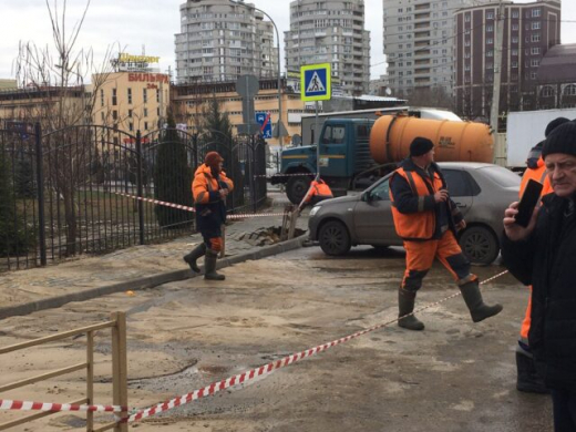 Водоканал прокомментировал ситуацию с потопом на улице Шишкова в Воронеже