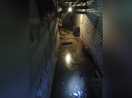 Воронежцы сообщили о потопе в подвале на проспекте Патриотов