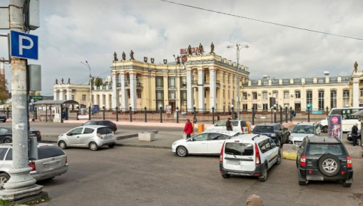 Преподаватель воронежского вуза избил на вокзале полицейского