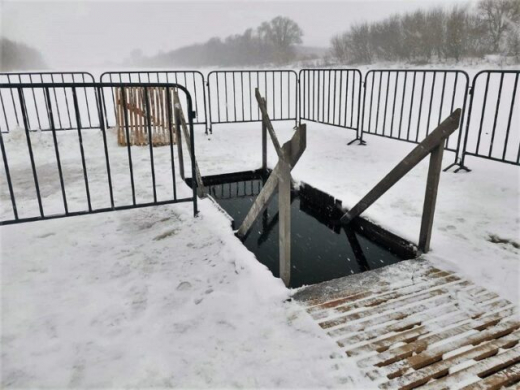 Массовые купания на Крещение отменили в одном из районов Воронежской области