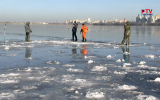 «В 2021-м нас Бог миловал, в этом уже есть утонувшие»: воронежские спасатели предупредили об опасностях прогулок по декабрьскому льду
