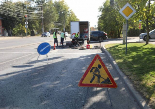 Власти Воронежа проведут локальный ремонт дорог на 80 участках