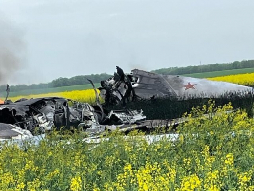 В Ставропольском крае рухнул военный самолёт