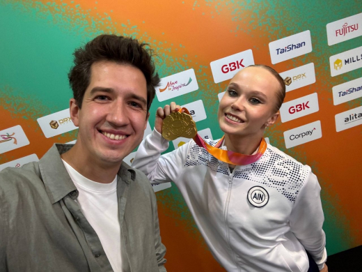 Ангелина Мельникова посвятила свою победу на Чемпионате мира тренерам и медперсоналу