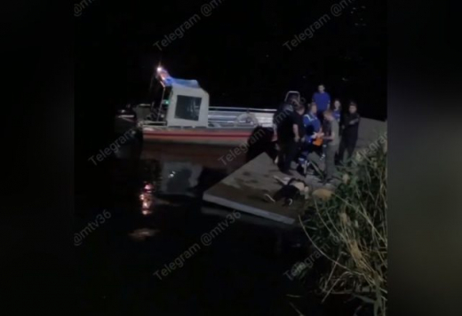 Мужчина прыгнул с моста в Воронежское водохранилище и погиб