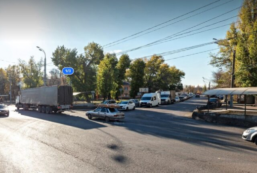 Временные дорожные знаки и светофоры установили на улице Волгоградской в Воронеже