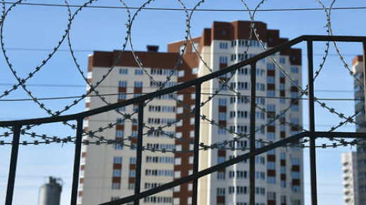 «Воронеж-Дом» хотят оставить сносом // Власти потребовали демонтажа 18-этажки на севере облцентра