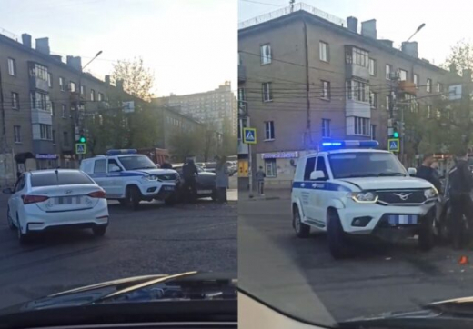 Автомобиль полицейских попал в ДТП на улице 9 Января в Воронеже