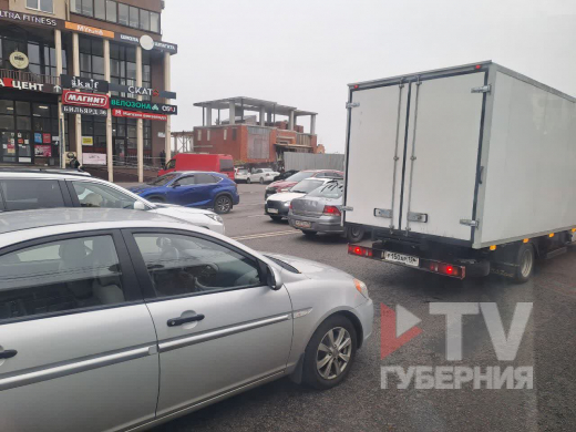 Центр Воронежа встал в 6-километровой пробке