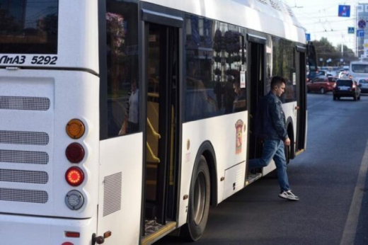 Воронежцам предложили проголосовать за изменение шести автобусных маршрутов