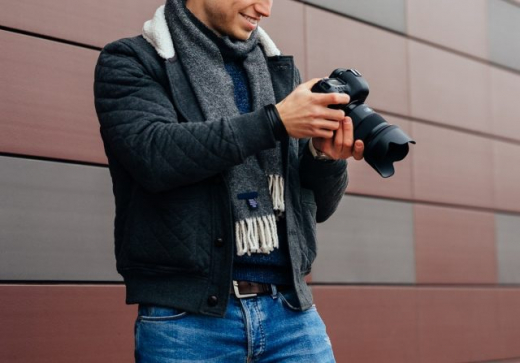 Воронежец выдал себя за фотографа, чтобы получить 380 тыс. рублей соцвыплат
