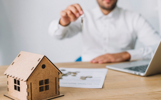 Продолжается распродажа имущества Олега Байбакова