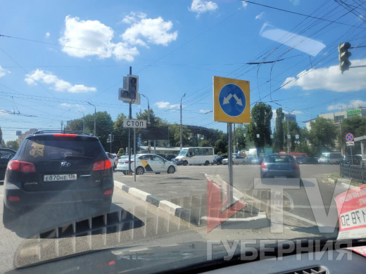В Воронеже отключились светофоры у цирка