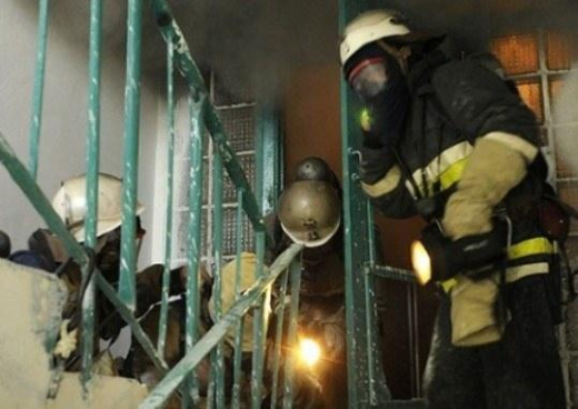 Из горящей многоэтажки в Воронеже спасли 16 человек
