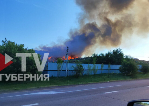 В Воронежской области загорелся мусорный полигон