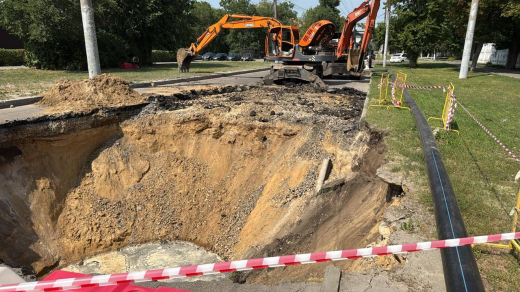 Затянувшийся ремонт коллектора на улице Циолковского в Воронеже подошёл к концу