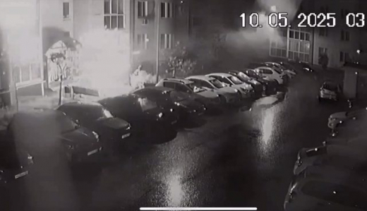Жильцов воронежского дома напугал фейерверк во дворе в ночь после Дня Победы