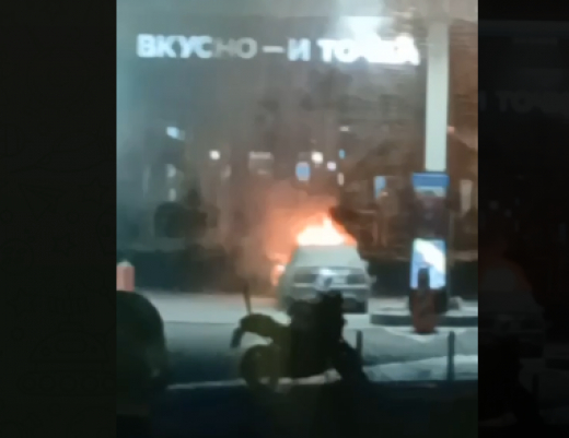 Автомобиль сгорел на левом берегу Воронежа