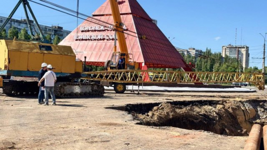 Оживлённый перекрёсток в Воронеже закроют на 2 ночи из-за ремонта коллектора
