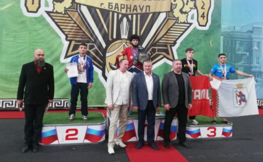 Воронежец завоевал серебро Чемпионата России по панкратиону