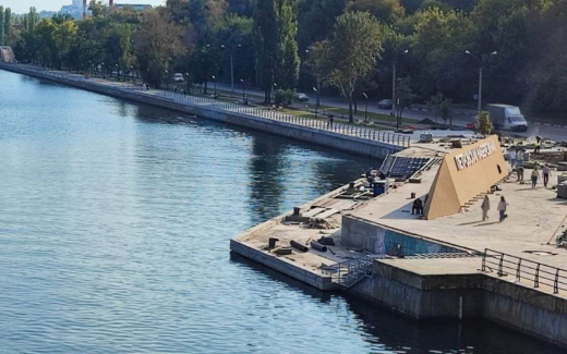«Воронежэнерго» доделает набережную к ноябрю и может нарваться на штраф за срыв сроков