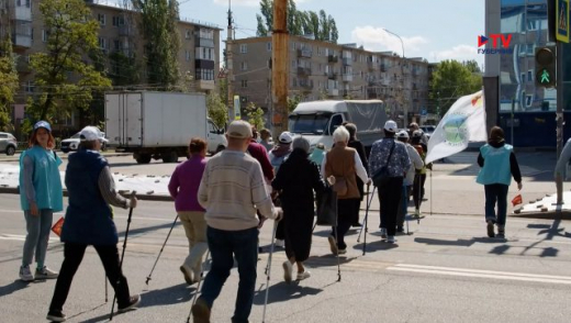 Воронежские «серебряные волонтёры» посвятили очередной маршрут северной ходьбы юбилею Победы