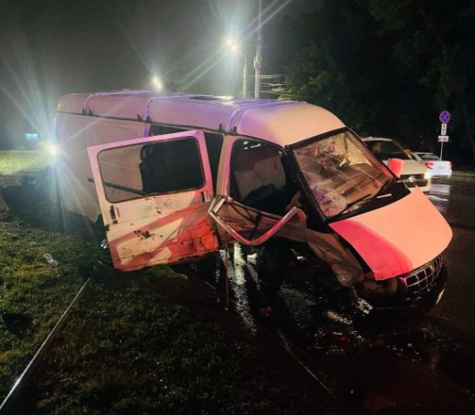 В Воронеже виновник ДТП с пятью пострадавшими скрылся с места аварии