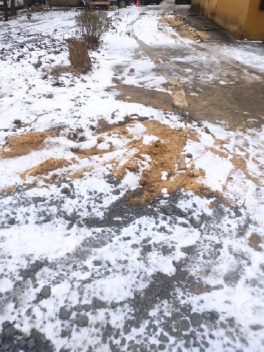 Воронежцы пожаловались на разбитую дорогу после ремонта теплосетей