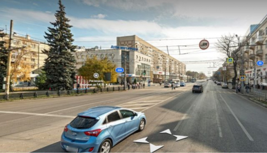 Воронежцы пожаловались на короткий интервал светофора у перехода в центре города