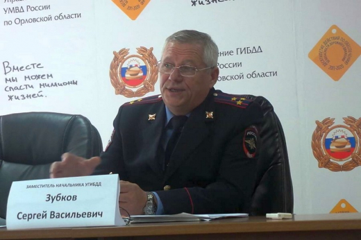 Замначальника орловского УГИБДД обвинили в мошенничестве при работе в вузе