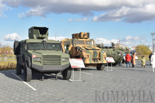 Трофейную натовскую технику из Курского региона привезли в Воронежскую область