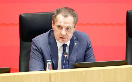 Вячеслава Гладкова атакуют анонимные телеграм-каналы: губернатора обвиняют в «магических ритуалах» и предрекают скорую отставку