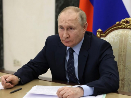 Владимир Путин сообщил о планах баллотироваться на новый срок