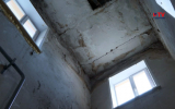 В Воронеже у отремонтированного здания с «домиком Карлсона» рушится потолок