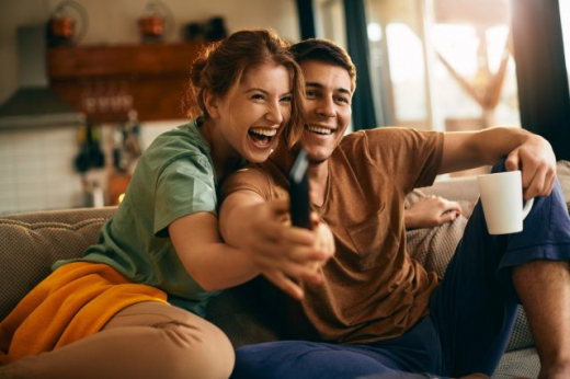 Что посмотреть на майских праздниках: 10 отличных сериалов с высоким рейтингом