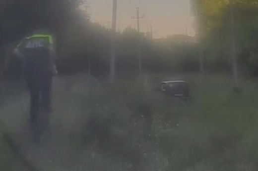 Несовершенный воронежец пытался уйти от погони, но сел в лужу