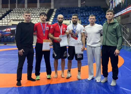 Воронежцы завоевали три медали Кубка России по панкратиону