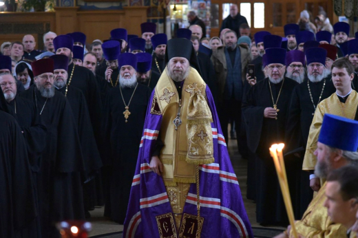 Епископ Воронежский и Лискинский Леонтий провёл первое богослужение в новом сане