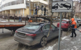 В Воронеже за день эвакуировали 17 машин с закрытыми номерами
