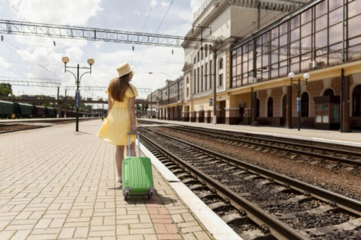 Директор воронежского турагентства – о том, почему так сложно купить билет на поезд этим летом