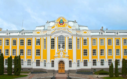 Бывший заведующий кафедрой Воронежского государственного аграрного университета предстанет перед судом по делу о получении взятки